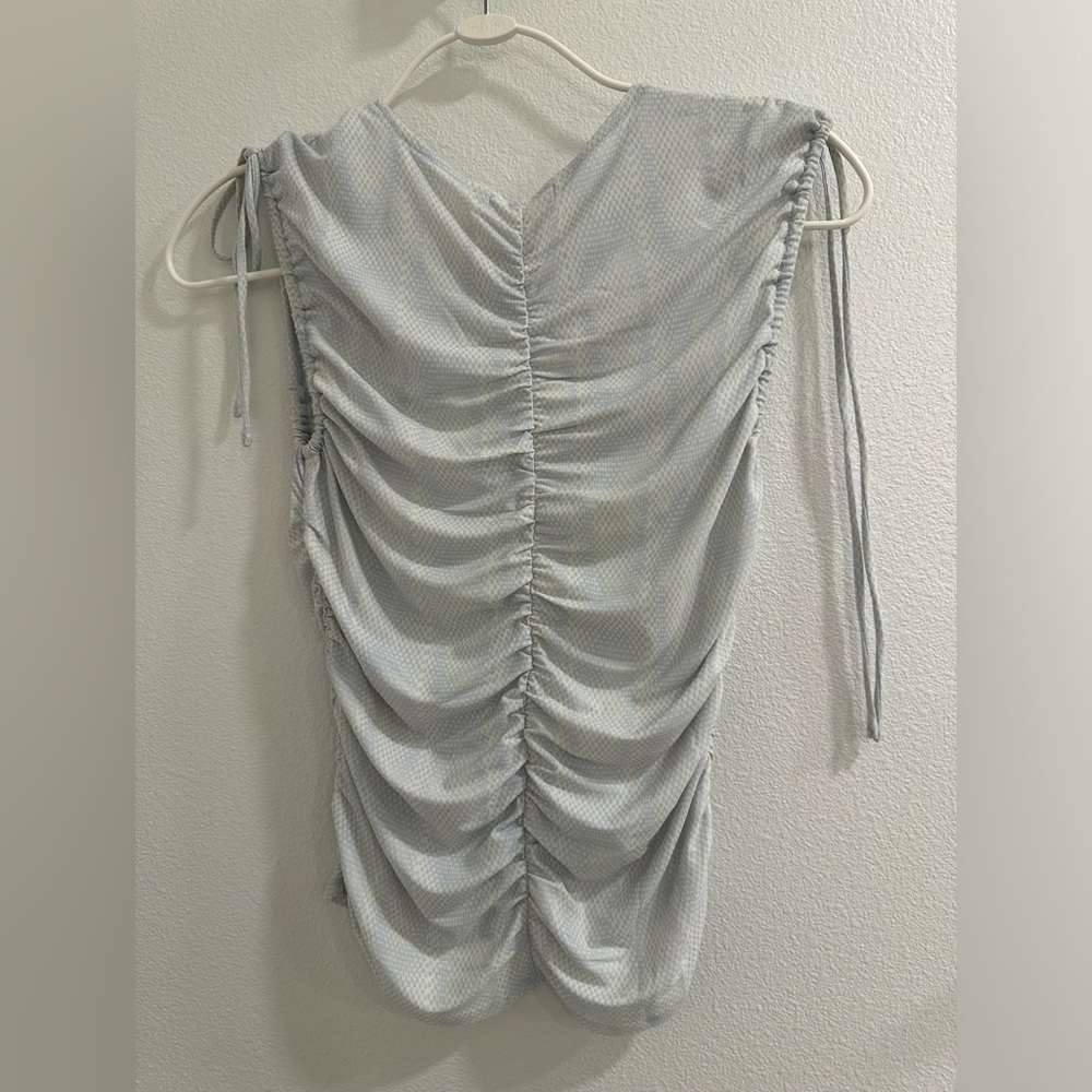 Open Edit Ruched sleeveless top - Picture 6 of 7